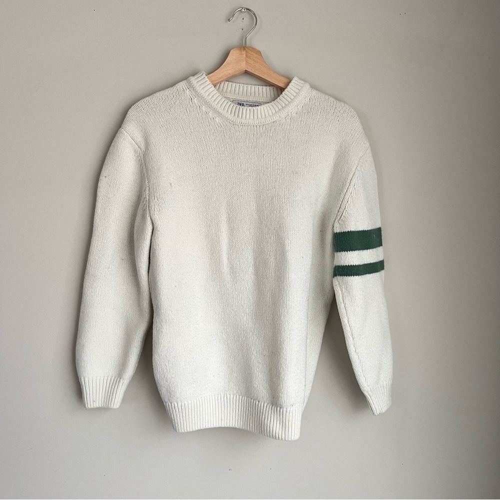 Zara White Crewneck Sweater Size Medium